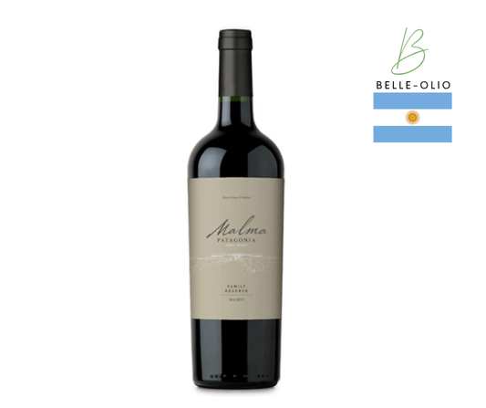 Malma Reserva de Familia Malbec - Deze Malbec uit Patagonië met tonen van bramen en florale toetsen smaakt heerlijk, is rijp en evenwichtig in zijn afdronk